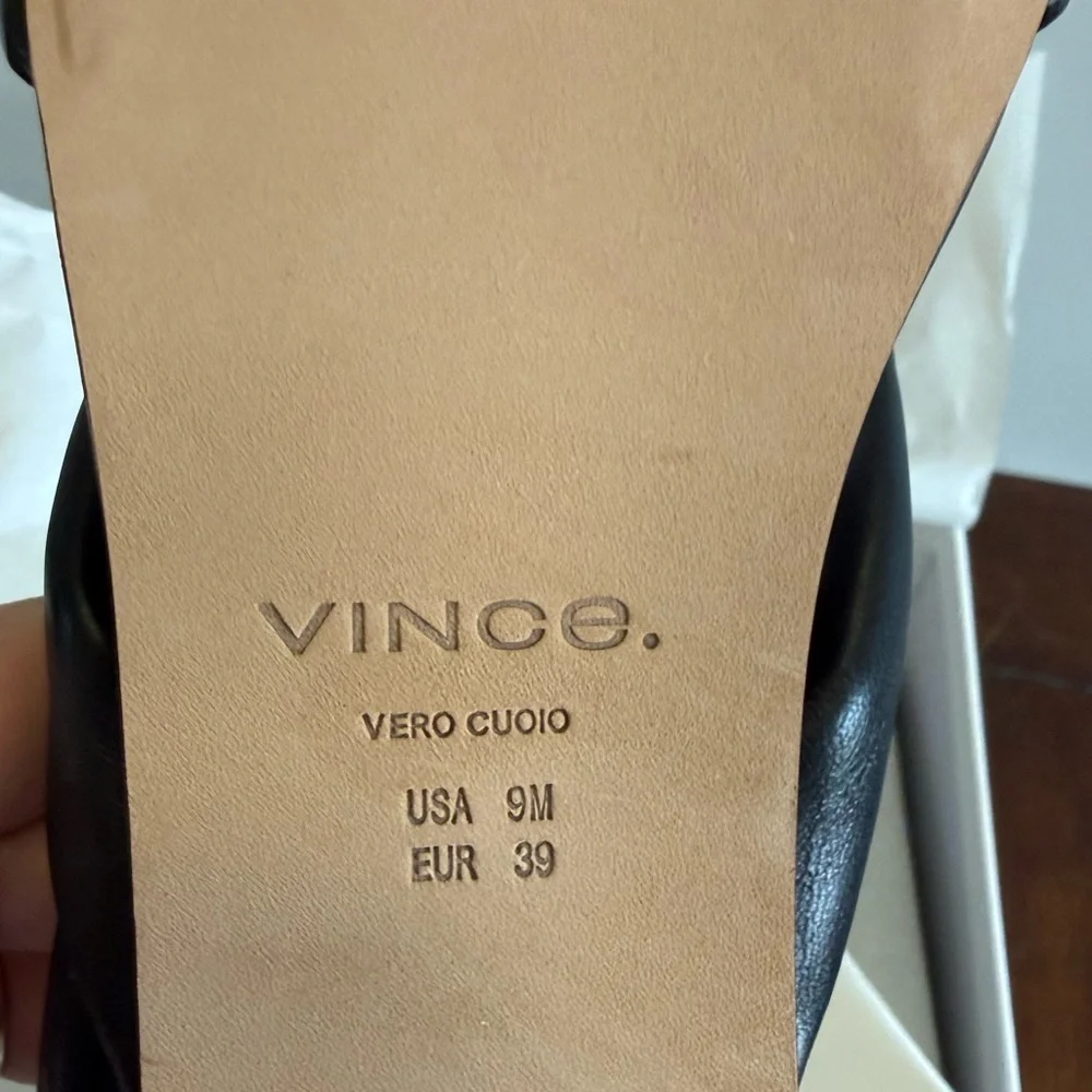Vince‎ Elm Black Women's leather Sandals NEW 9